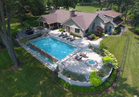 Anderson-Pool-Deck-Infinity-Pool-Aerial